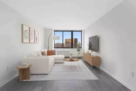 Undisclosed, New York, NY 10128