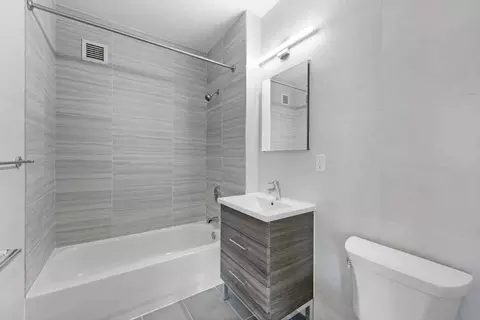 Undisclosed, New York, NY 10128