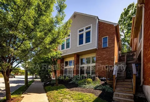 2132 Gilbert Ave #A, Cincinnati, OH 45206