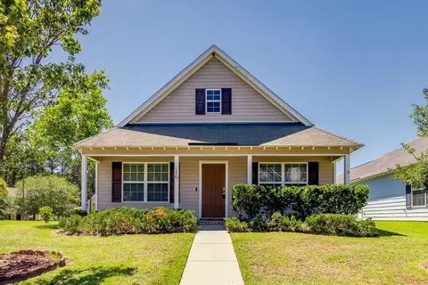 16 Castello Ave, Savannah, GA 31419