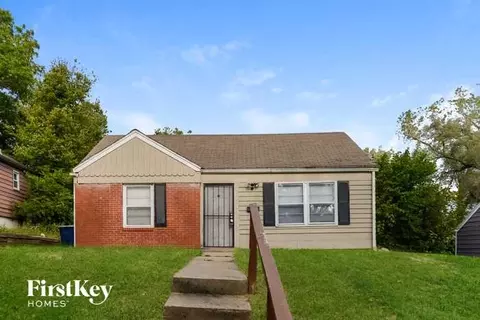 7908 Park Ave, Kansas City, MO 64132