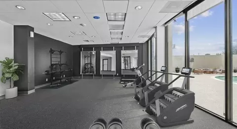 2828 Southwest Fwy, Houston, TX 77098