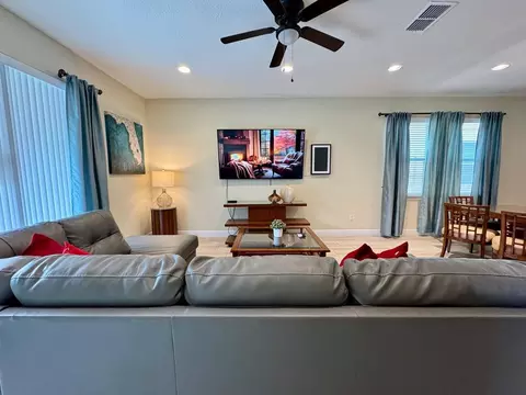 lasso dr, Kissimmee, FL 34747