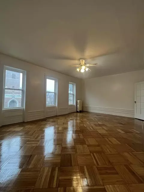 300 Brooklyn Ave, Brooklyn, NY 11213