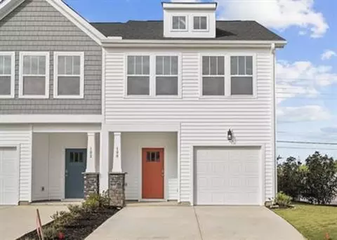 100 Marston Ln, Greenville, SC 29611
