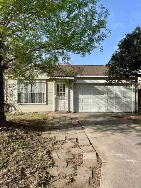 6317 Village Clb, San Antonio, TX 78250