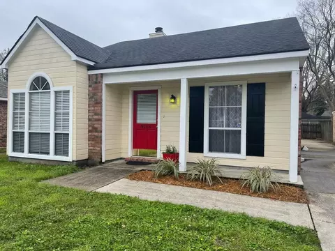 9113 Alder Dr, Shenandoah, LA 70817