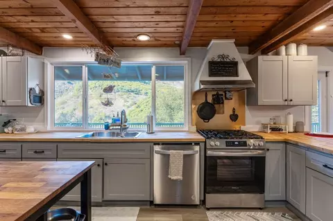 461 Ranchita Vista Rd #NA, Montecito, CA 93108
