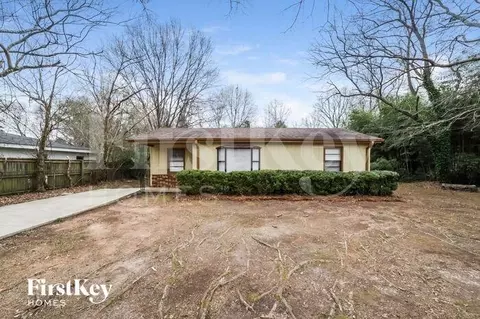 2922 Hall Dr SE, Smyrna, GA 30082