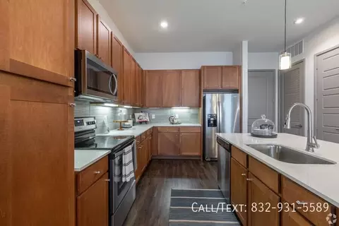 2297 Austin St #711C, Houston, TX 77002