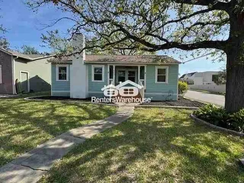 440 Corona Ave, Alamo Heights, TX 78209