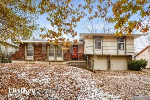 8912 E 90th Ter, Kansas City, MO 64138