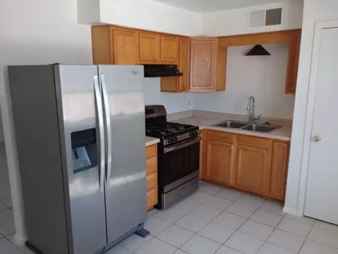 511 W 14th St, Eloy, AZ 85131
