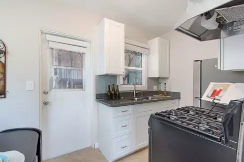 3951 Centre St #A, San Diego, CA 92103