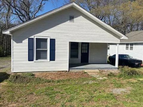 126 Mary St, Kannapolis, NC 28081