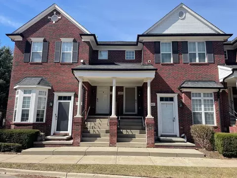 53033 Providence E, Utica, MI 48316