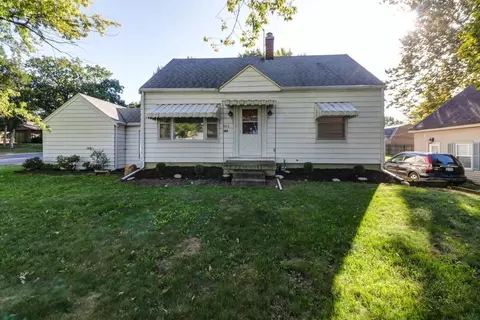 602 S Mattis Ave, Champaign, IL 61821