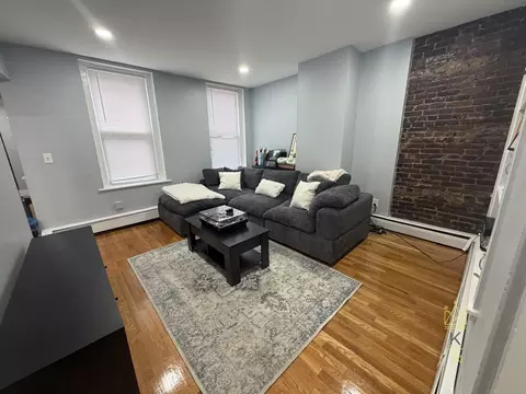 39 Irving St #1, Boston, MA 02114