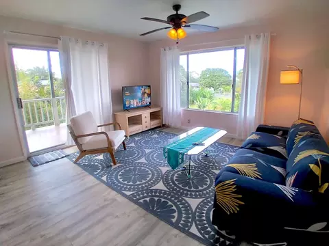 15 Okika Ave, Keaau, HI 96749