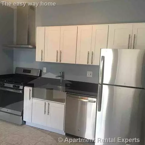 147 Columbia St #2R, Cambridge, MA 02139