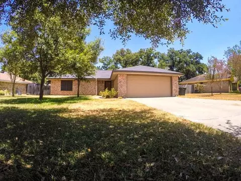 2805 Henry Ct, College Station, TX 77845