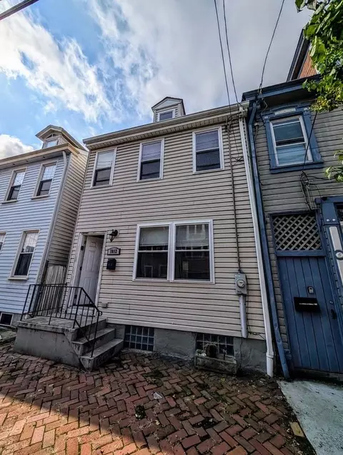 1812 Jane St, Pittsburgh, PA 15203
