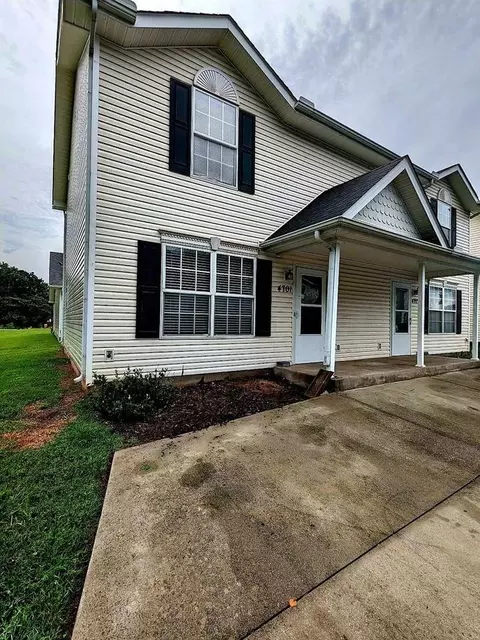 4701 Scepter Way, Knoxville, TN 37912
