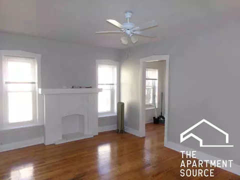 6530 N Lakewood Ave #6, Chicago, IL 60626