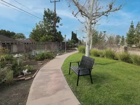 1616 E Rock Creek Dr, Orange, CA 92866