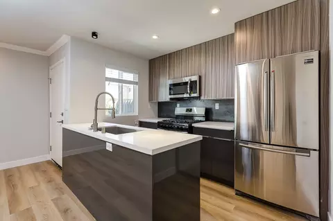 4626 Lomita St #1/2, Los Angeles, CA 90019