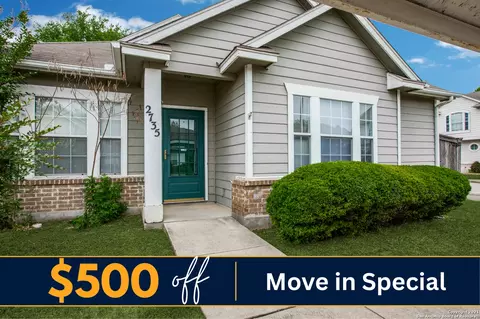 2735 Crown Holw, San Antonio, TX 78251