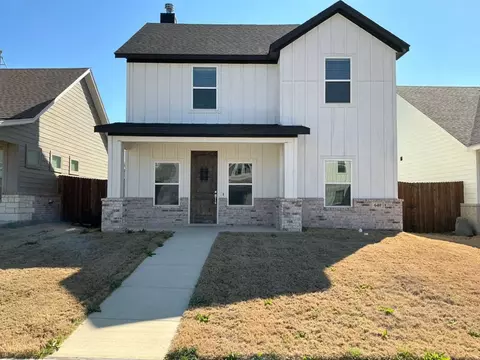 640 The Cottages Dr, Godley, TX 76044
