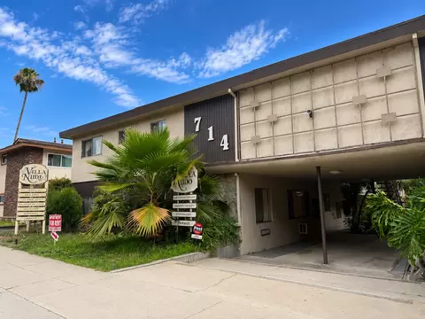 714 W Foothill Blvd, Monrovia, CA 91016
