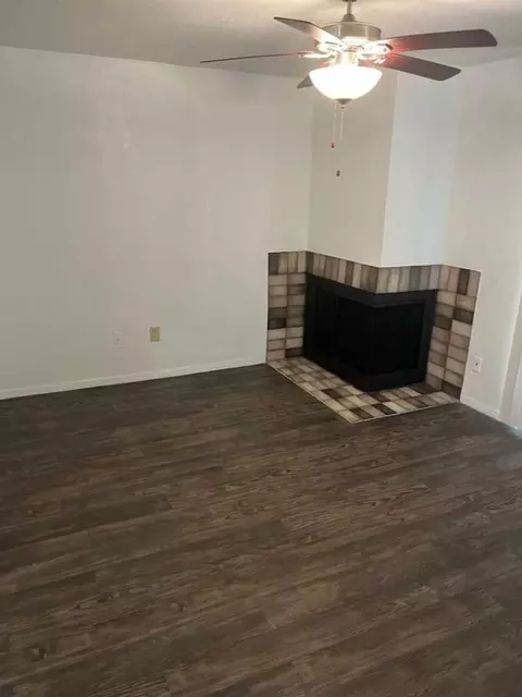 3803 Synott Rd, Houston, TX 77082