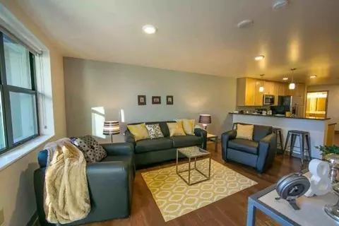 626 The Roundhouse, Madison, WI 53703