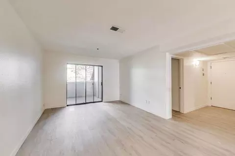 95 41st St #302, Oakland, CA 94611