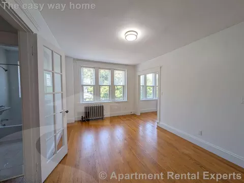 172 Maple St #303, Malden, MA 02148