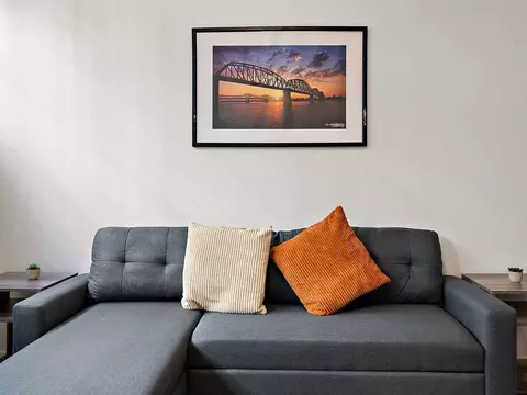 Undisclosed, Minneapolis, MN 55401