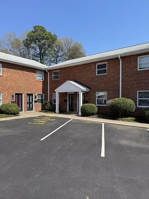 5215 Goolsby Ct, North Chesterfield, VA 23234