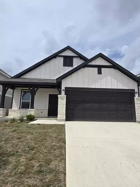 619 Creekside Way #3/2, New Braunfels, TX 78130