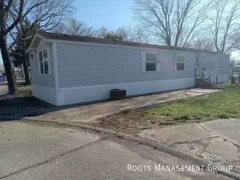 504 Candy Ln #63, Marion, IL 62959