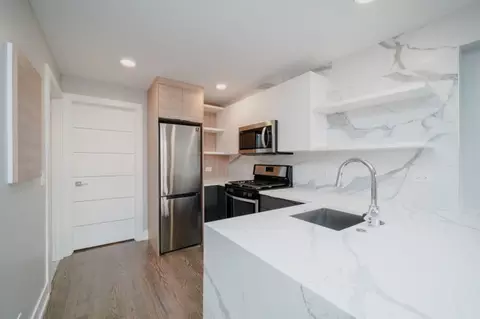 4423 N Ashland Ave, Chicago, IL 60640