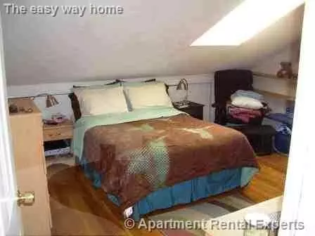 65 Inman St #8, Cambridge, MA 02139