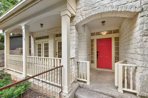 823 E 38th St, Austin, TX 78705