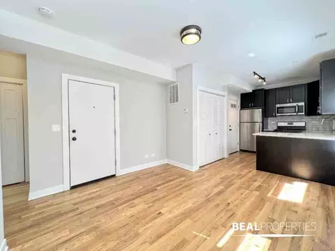 2201 W Eastwood Ave #1, Chicago, IL 60625