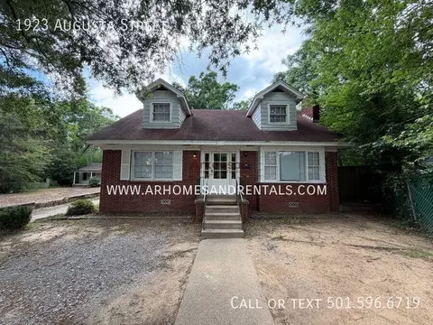 1923 Augusta St, North Little Rock, AR 72114