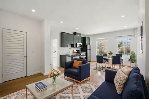 1700 Octavia St #606, San Francisco, CA 94109