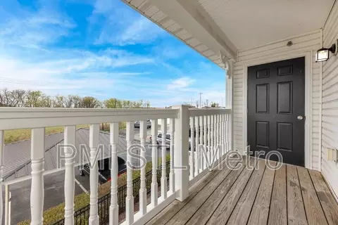 6303 Spring River Dr, O'fallon, MO 63368 photo 4