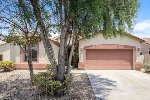10866 W Chase Dr, Avondale, AZ 85323
