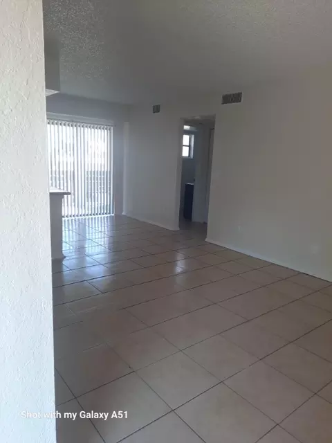 6440 62nd Ave N # M, Pinellas Park, FL 33781